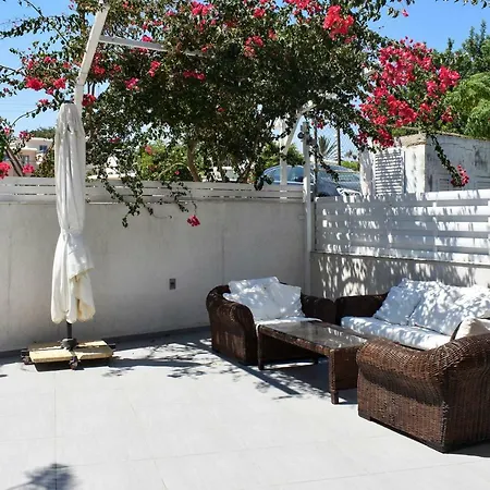 Elias Garden Πρωταράς