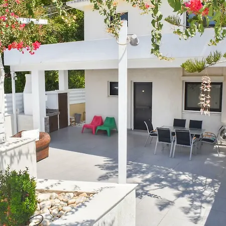 Elias Garden דירה פרוטאראס